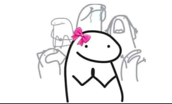 Niña with a hot-pink bow, smiling among other Florks